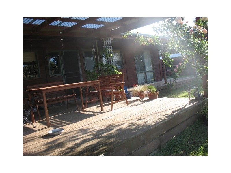 30 Irvings Lane, Koroit VIC 3282