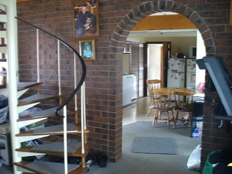 2 Riley Street, Hamilton VIC 3300