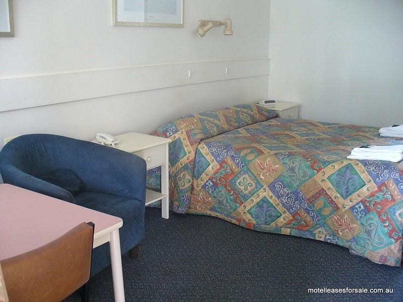 2 Riley Street, Hamilton VIC 3300