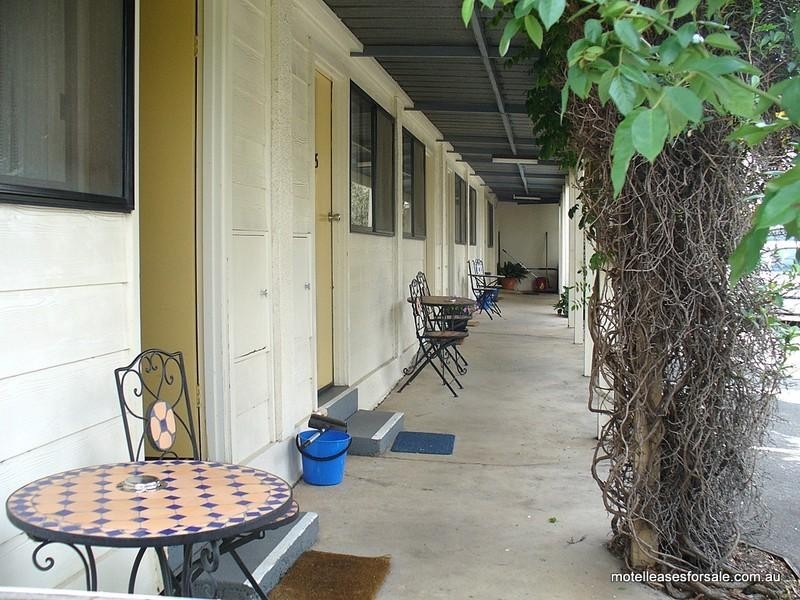 2 Riley Street, Hamilton VIC 3300