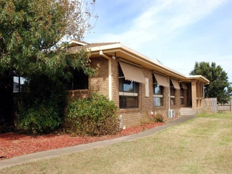 27 Nina Street, Dennington VIC 3280