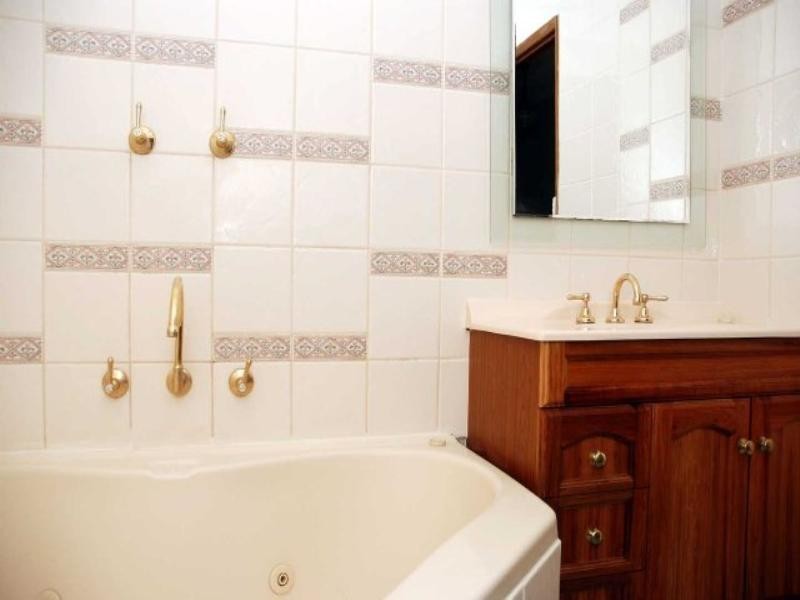 27 Nina Street, Dennington VIC 3280