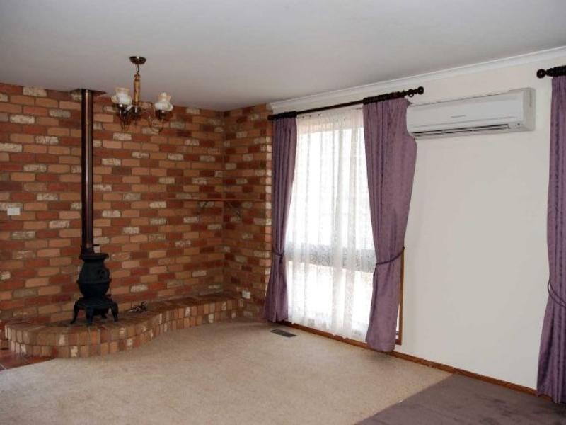 27 Nina Street, Dennington VIC 3280