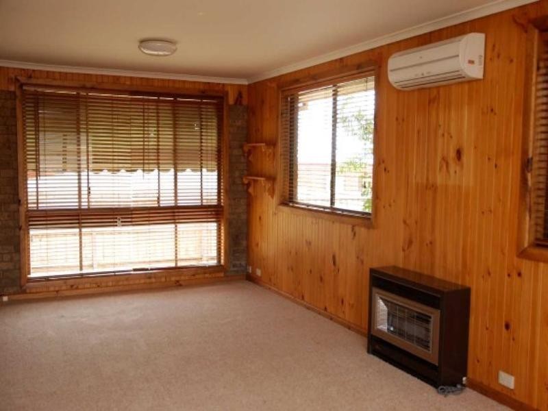 27 Nina Street, Dennington VIC 3280