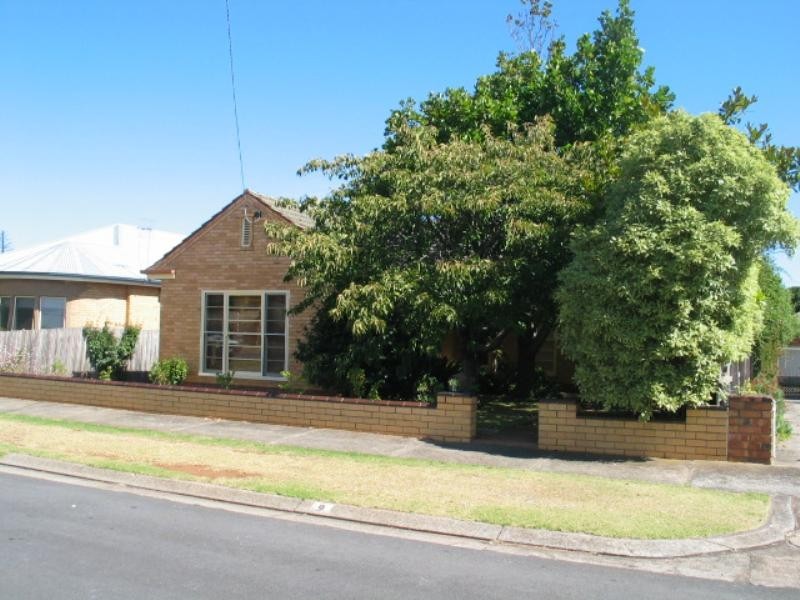 9 Birdwood Avenue, Warrnambool VIC 3280