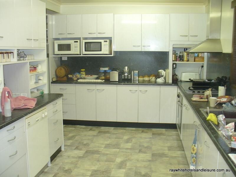 153 Grampians Road, Halls Gap VIC 3381