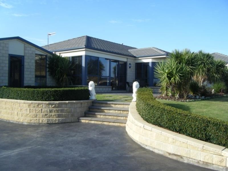 12 Katya Court, Warrnambool VIC 3280