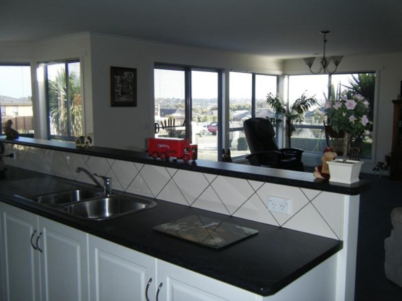 12 Katya Court, Warrnambool VIC 3280