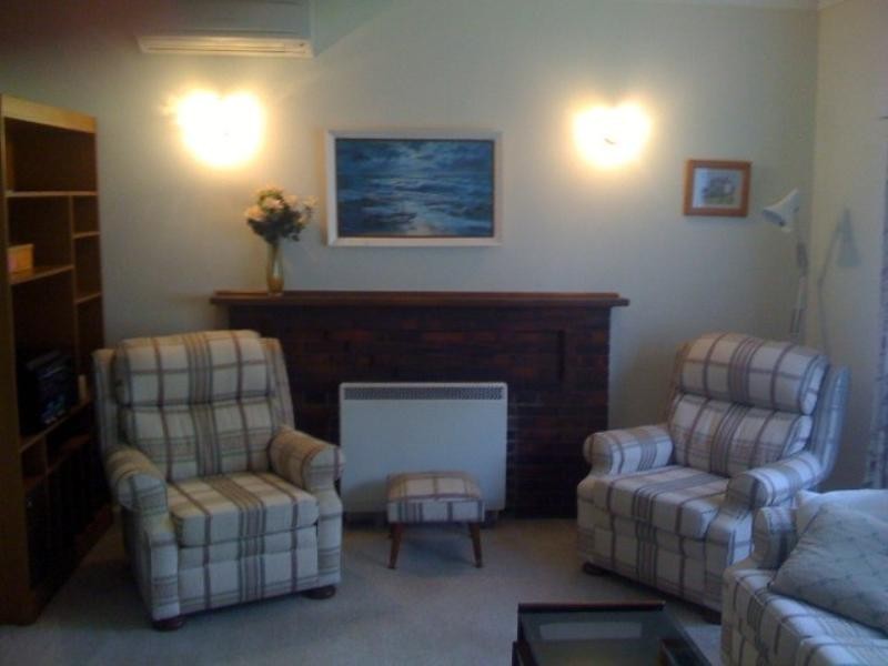 122 Regent Street, Port Fairy VIC 3284