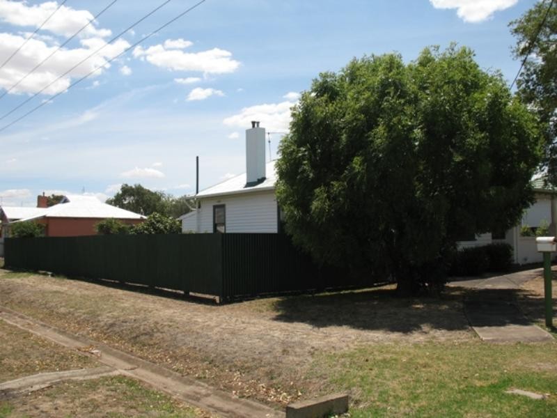 25 Burke Street, Mortlake VIC 3272