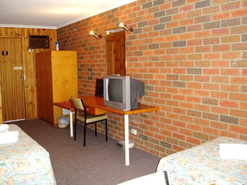 Cnr Ballarat and Bendigo Roads, St Arnaud VIC 3478