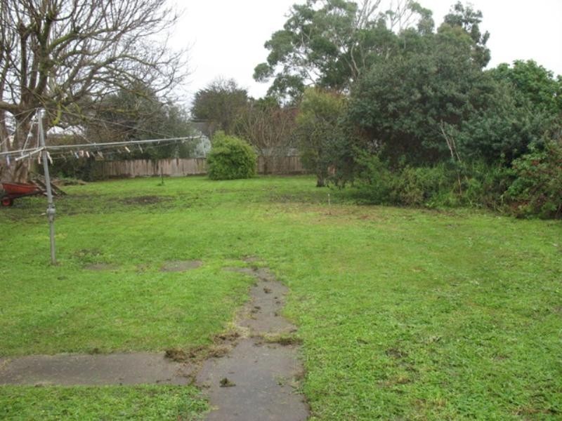 19 Commercial Place, Koroit VIC 3282