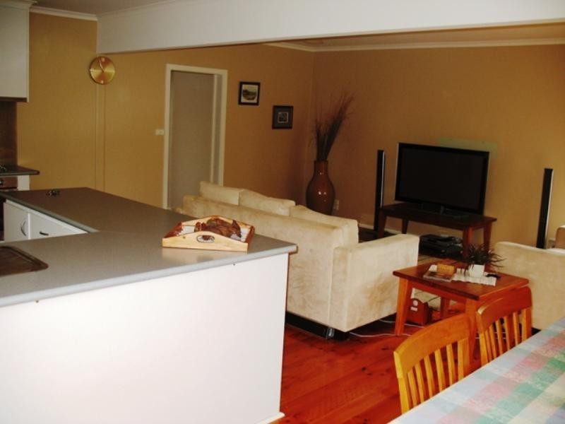 90 Kerr Street, Mortlake VIC 3272