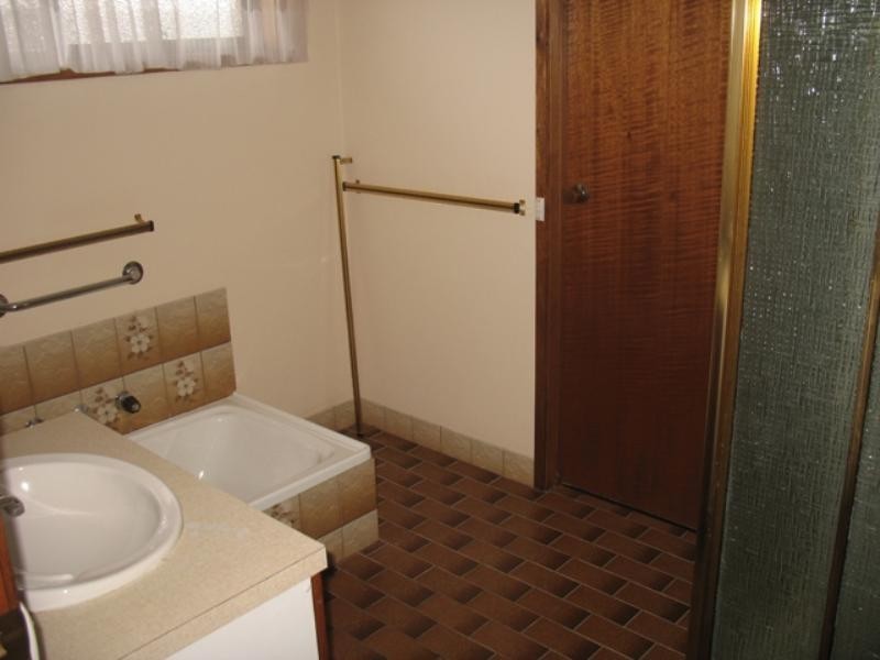 2/52 Queens Road, Warrnambool VIC 3280