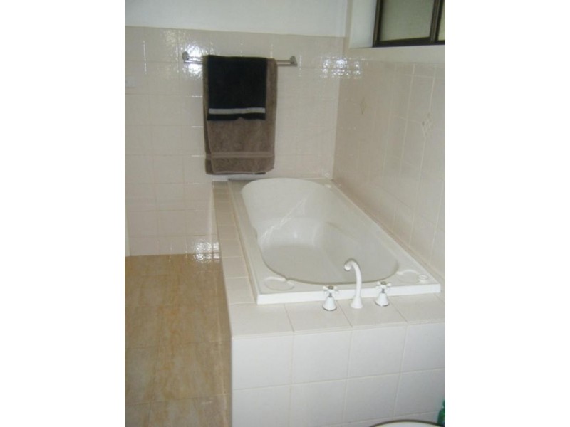 890 Connewarren Lane, Mortlake VIC 3272