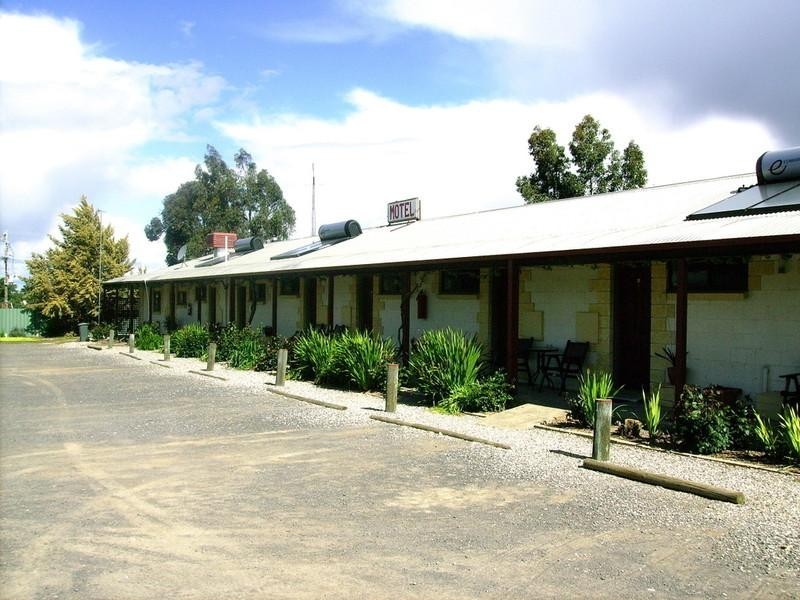 Motel 196 Calder Highway, Inglewood VIC 3517