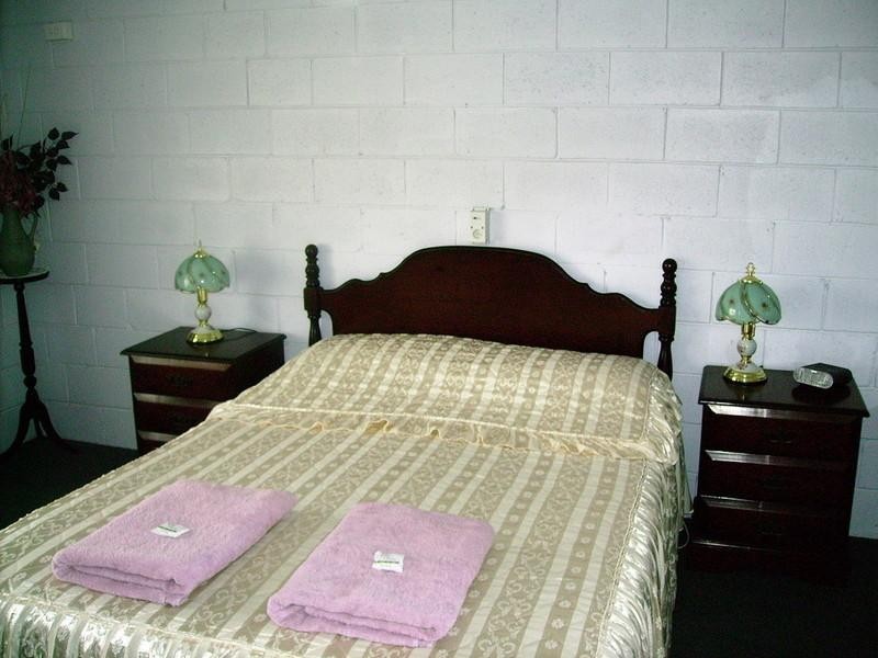 Motel 196 Calder Highway, Inglewood VIC 3517