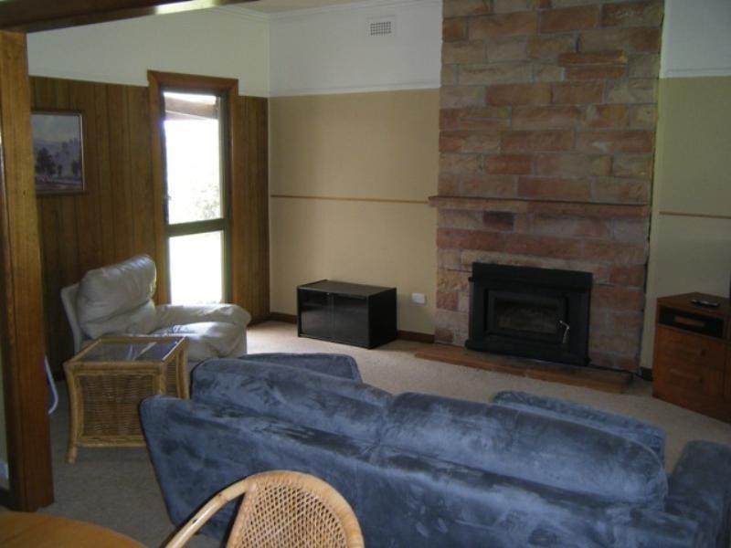 1819 Hamilton Highway, Mortlake VIC 3272