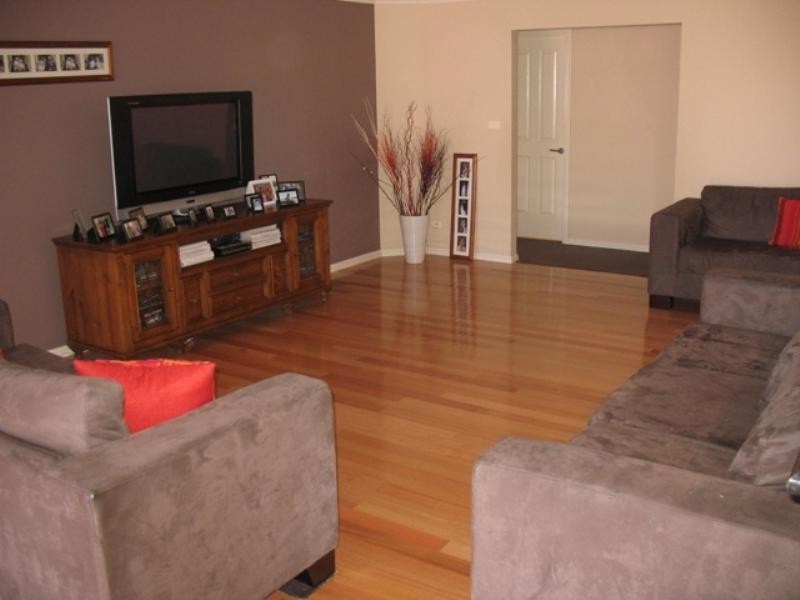 30 Huntingfield Drive, Warrnambool VIC 3280