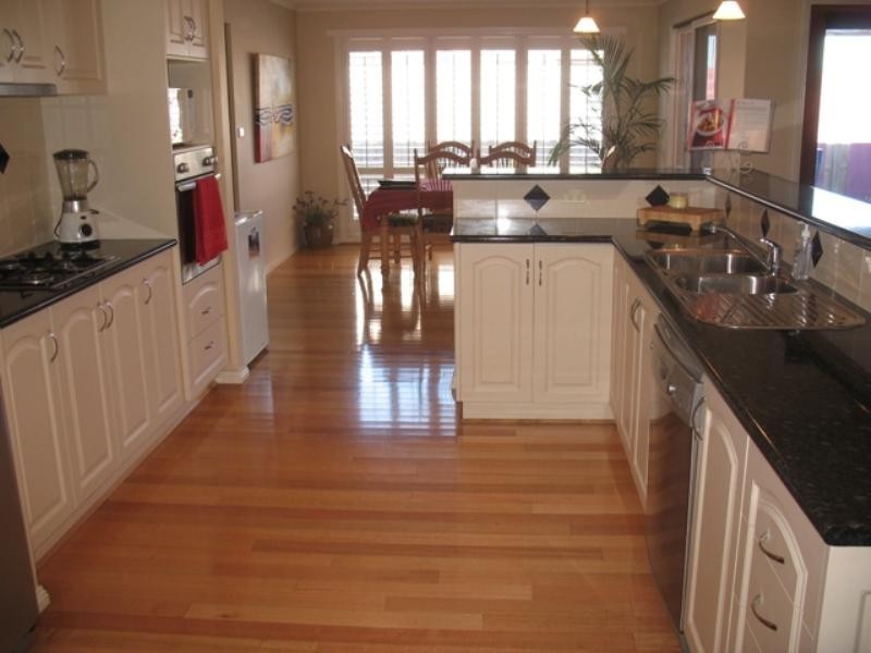 30 Huntingfield Drive, Warrnambool VIC 3280