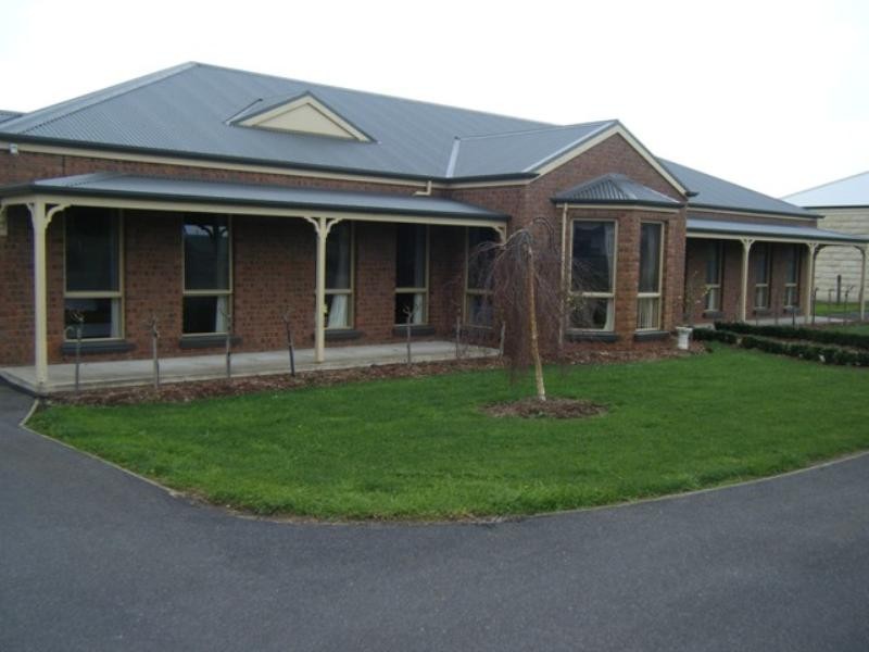 42 Clarke Street, Koroit VIC 3282