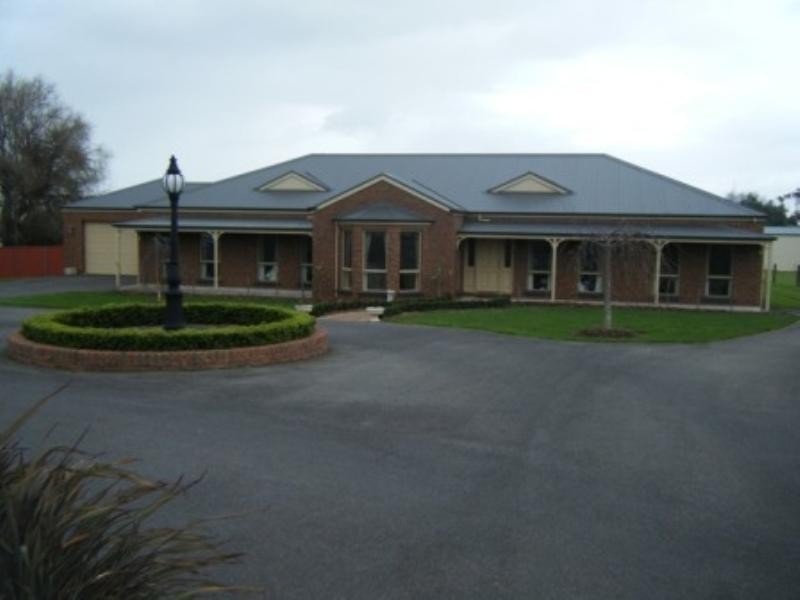 42 Clarke Street, Koroit VIC 3282