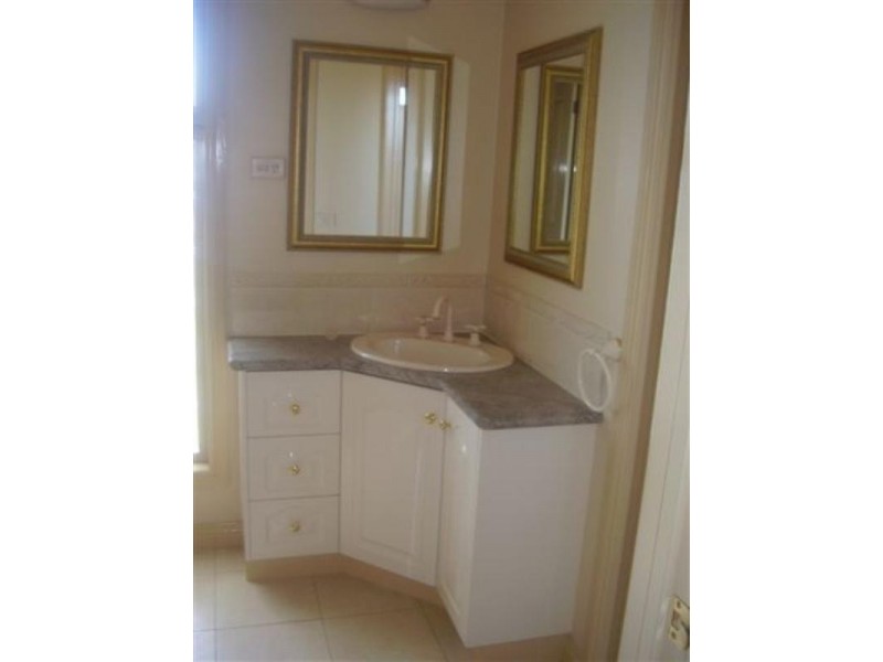 42 Clarke Street, Koroit VIC 3282