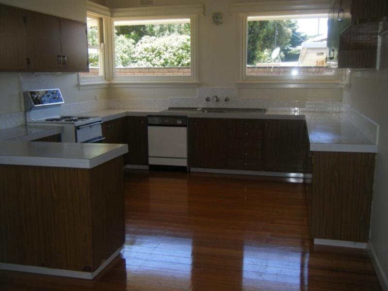 13 Walter Crescent, Warrnambool VIC 3280