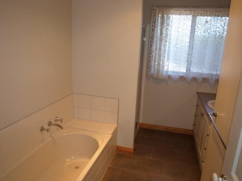 1/14 Wendy Place, Warrnambool VIC 3280