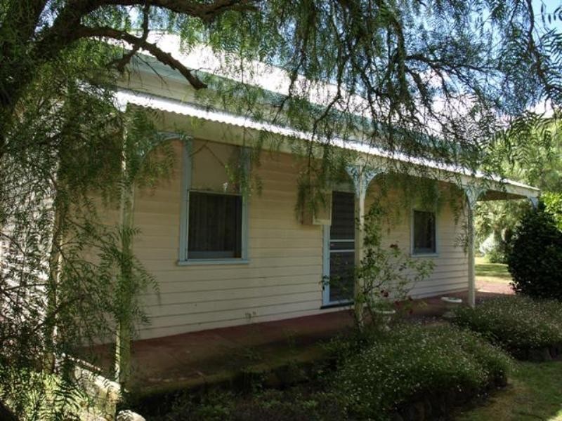 80 Dawson Street, Hawkesdale VIC 3287