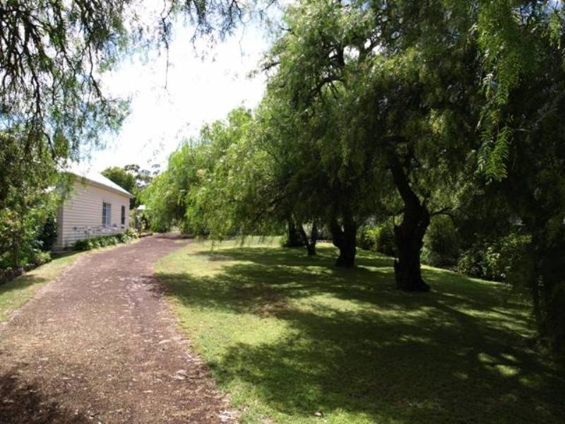 80 Dawson Street, Hawkesdale VIC 3287