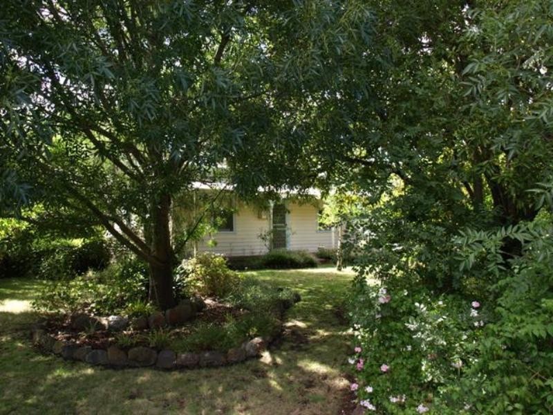 80 Dawson Street, Hawkesdale VIC 3287