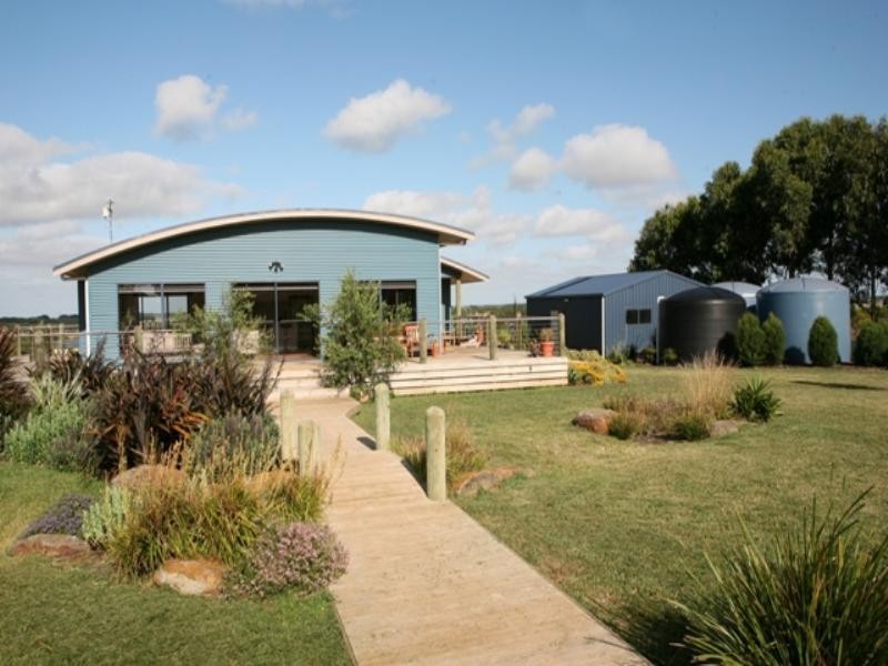 25 Lowery Road, Crossley VIC 3283