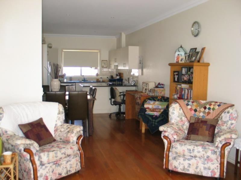 16 Lochard Place, Warrnambool VIC 3280