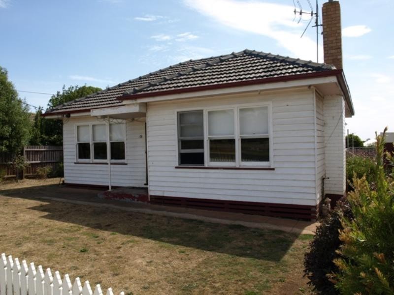 45 Anzac Avenue, Koroit VIC 3282