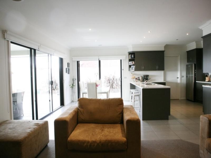 12 Adriana Crescent, Warrnambool VIC 3280