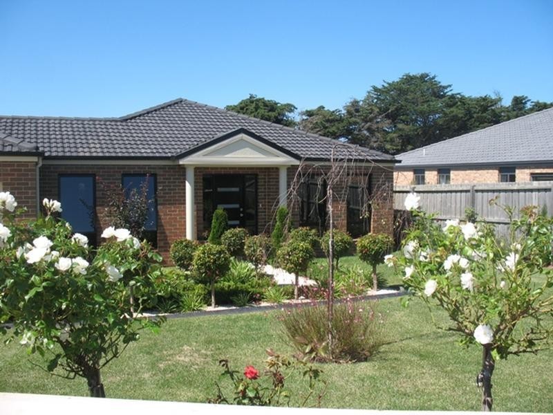 10 Sharpe Avenue, Warrnambool VIC 3280