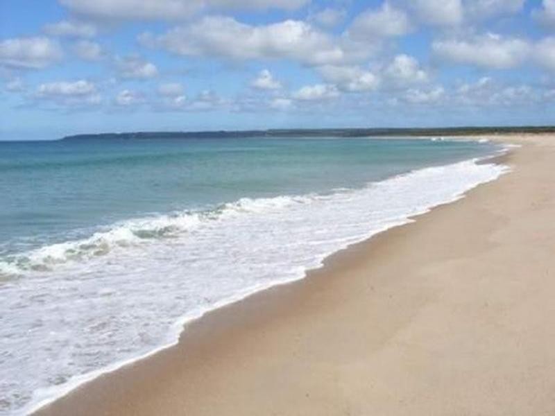 “Baudin’s” The Esplanade, Naracoopa TAS 7256