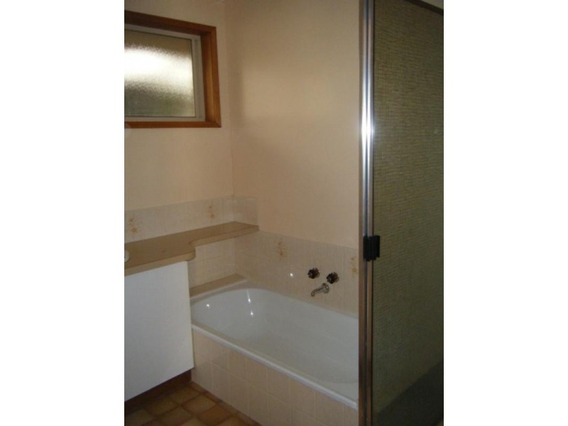 1/102 Queens Road, Warrnambool VIC 3280