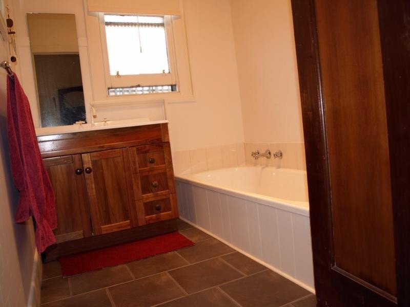 38 Nine Mile Creek Road, Warrnambool VIC 3280