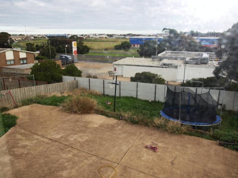 18 Rongoa Drive, Warrnambool VIC 3280