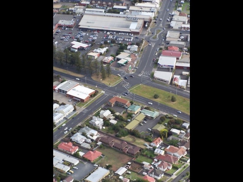 692-694 Raglan Pde and King Street, Warrnambool VIC 3280