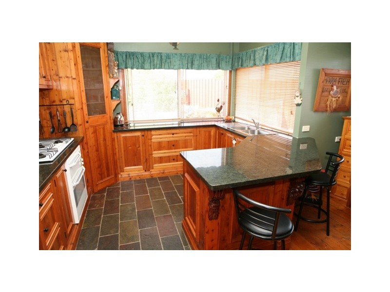 93 Rooneys Road, Warrnambool VIC 3280