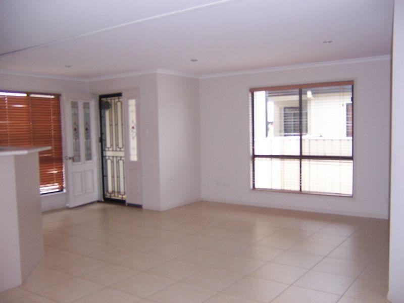 Unit 2, 23 Callaghan Street, Emerald QLD 4720