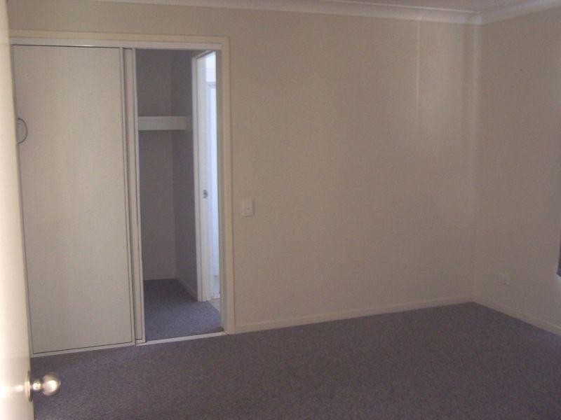 2 Chalmers Court, Emerald QLD 4720