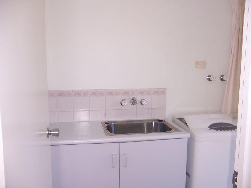 3 Gallagher Place, Emerald QLD 4720