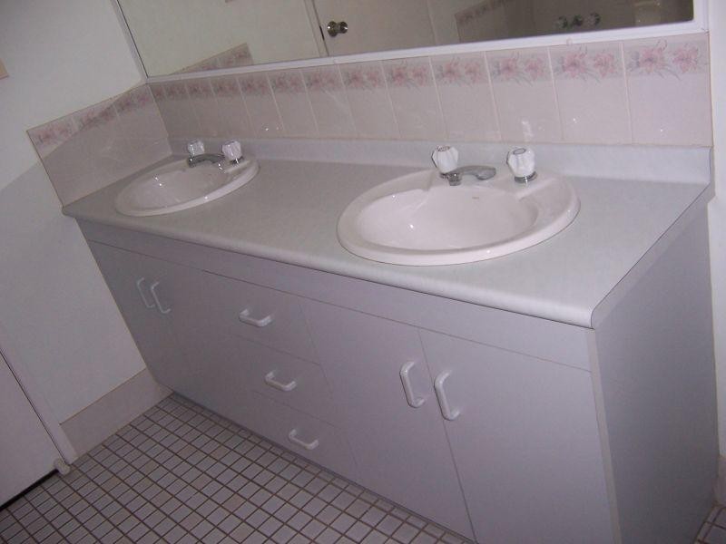 3 Gallagher Place, Emerald QLD 4720