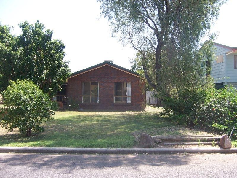 13 Gene Street, Emerald QLD 4720