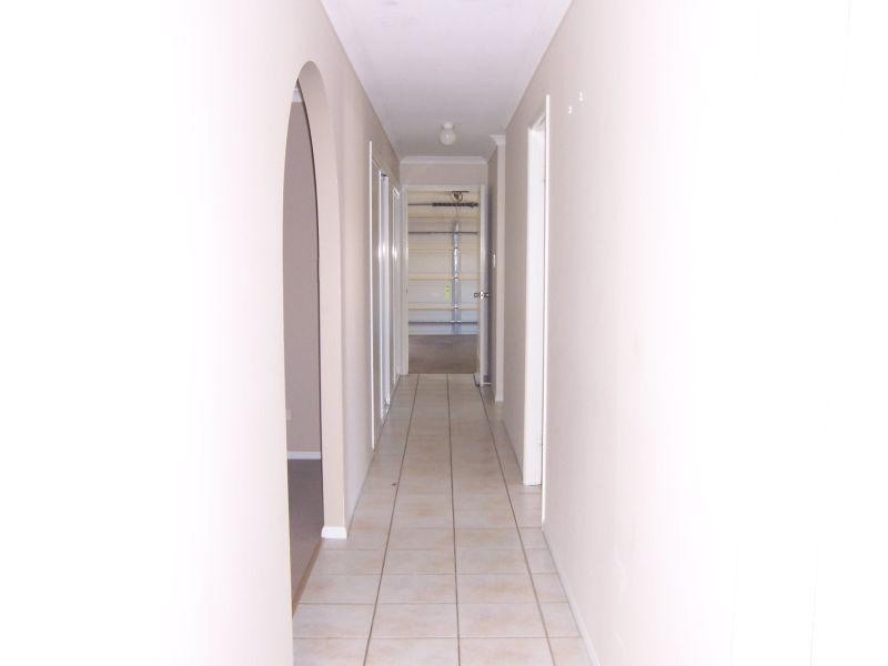 13 Staunton, Emerald QLD 4720