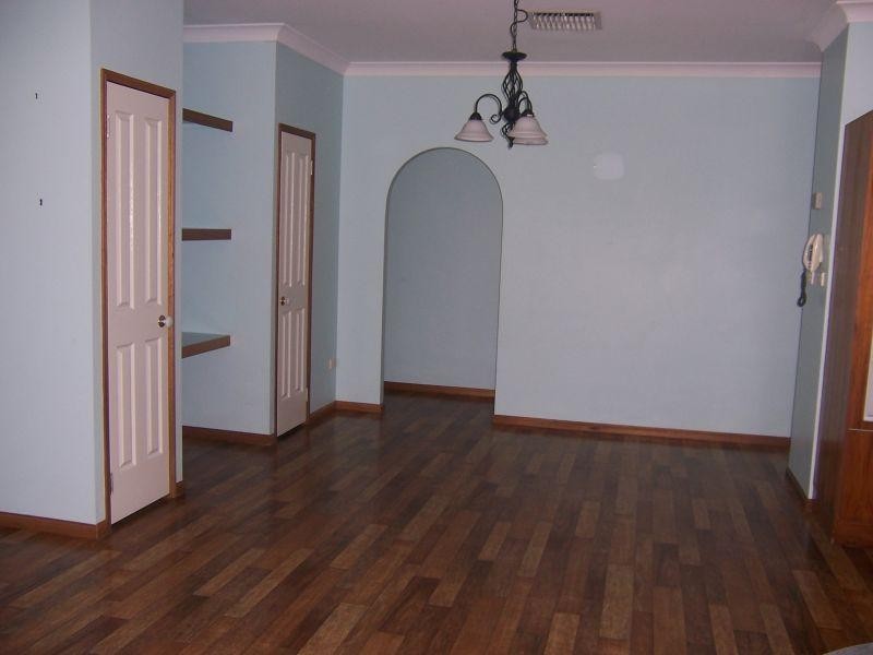 5 Kookaburra Court, Emerald QLD 4720